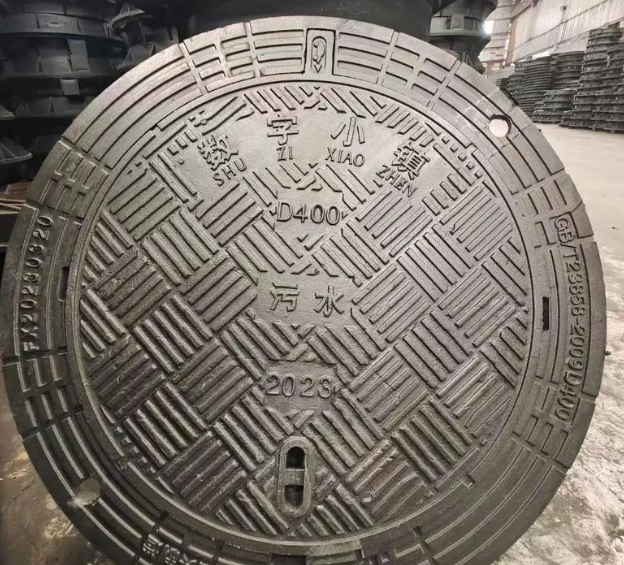 营根镇球墨铸铁防沉降井盖展示